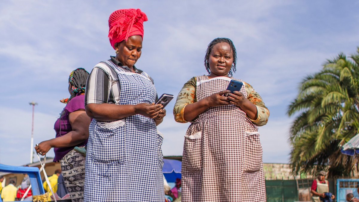 Access to smartphones is transforming lives for women in Kenya. In collaboration with @mkopakenya & other partners, we are bridging the gender digital divide, improving the livelihoods of women and strengthening communities. Learn more here⏬ usaid.gov/stories/connec…