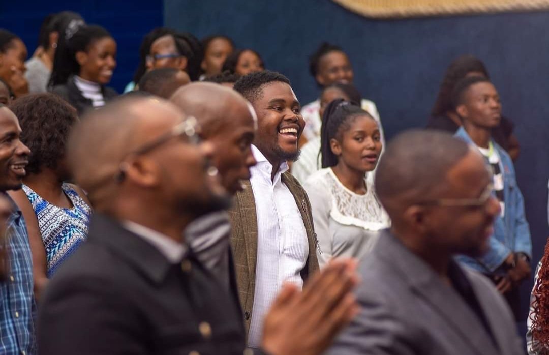 wealthyword1's tweet image. Psalms 118:1-2
[1]Give thanks to the lord, for he is good! 
    His faithful love endures forever.
[2]Let all Israel repeat: 
    “His faithful love endures forever.”

#RepentAndReturn