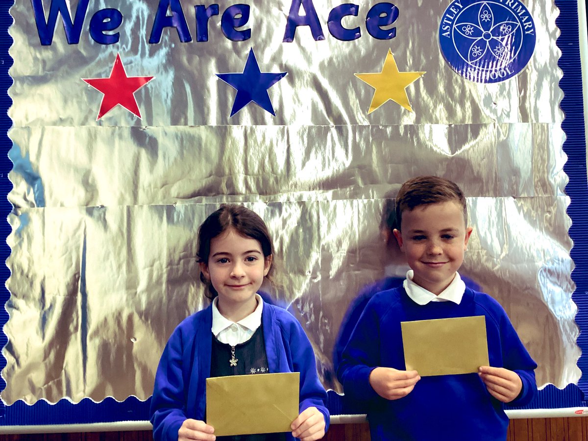 🫶 CELEBRATION ASSEMBLY 🫶

Our certificate winners and heroes 🏆 

1️⃣ RESILIENCE heroes 💪 
2️⃣ CURRICULUM heroes 🌍 
3️⃣ ACE superstars 💫
4️⃣ ATTENDANCE golden tickets 🎟️ 

#friyay #celebrate #weareace 🤸‍♂️🩵