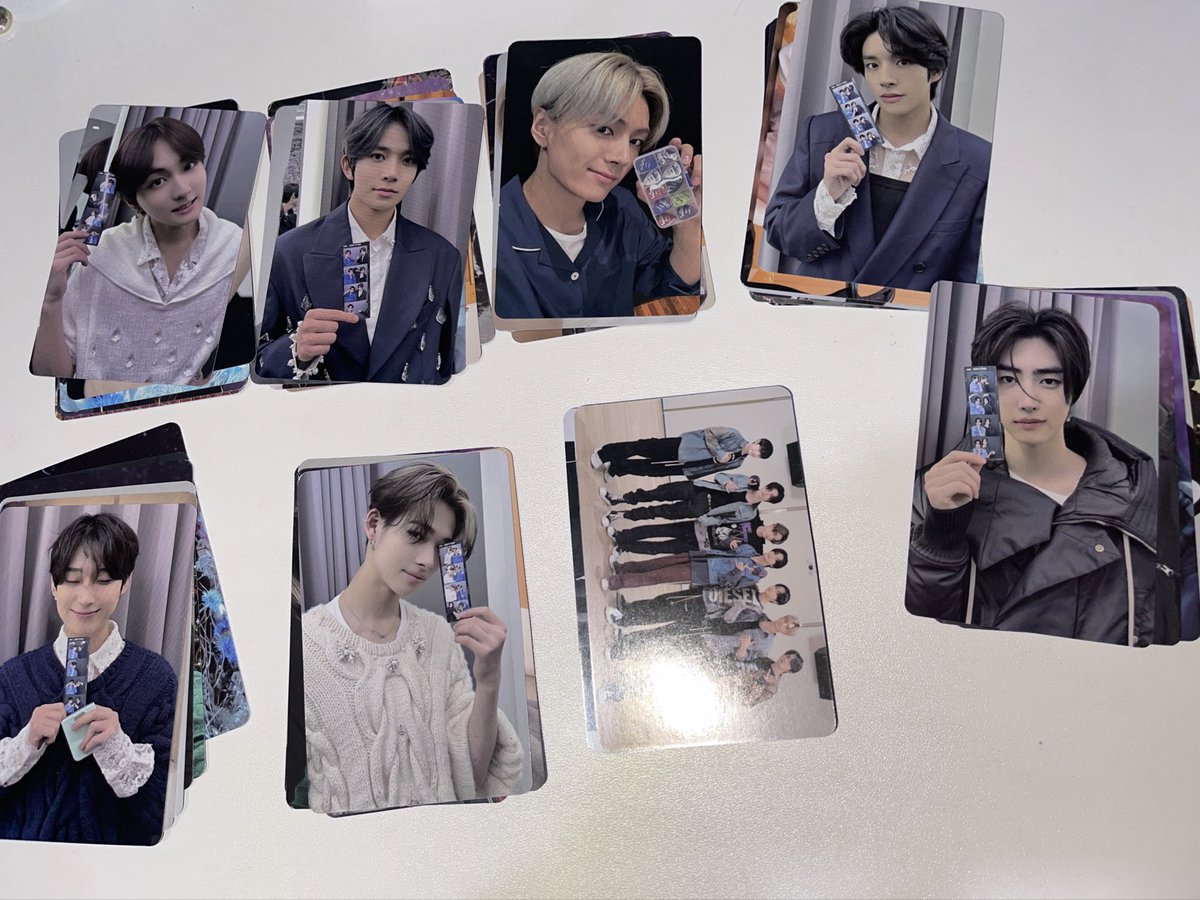 jjongstar02's tweet photo. hi guys! ill be giving out freebies tmr at both jay’s and 02z cse 🌽🐈‍⬛ 

there will be about 60+ sets
**includes a mix of album concept photocards &amp; stickers 

details:
eden cafe @ 11a.m.
dolce &amp; co @ 1p.m.

FCFS basis❣️

like &amp; rt to claim

#itsjongsaeng_il #02zNationHeartThrobs https://t.co/8aR0fHVgUp