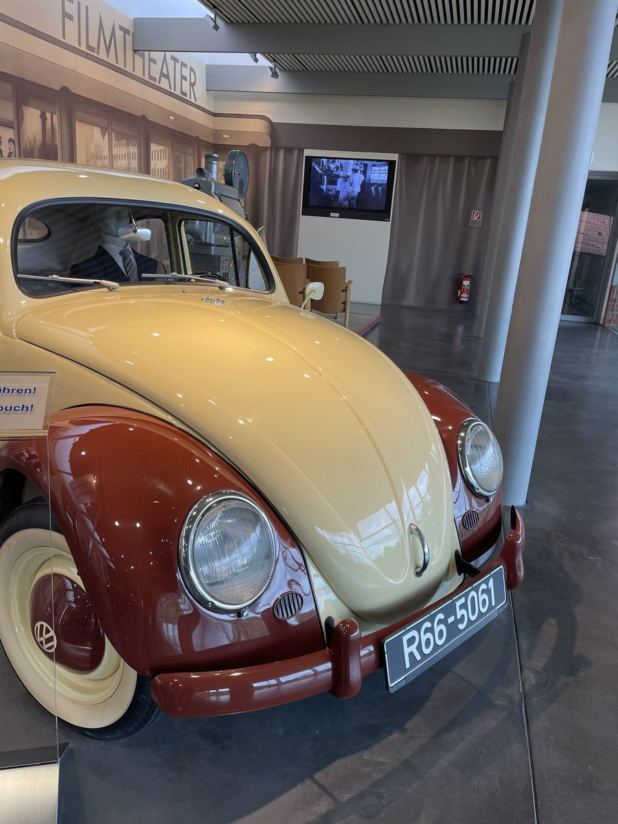 k_olmer's tweet photo. Vanilla and chocolate car … best ingredients comes first from the thought first… creative marketing - walk the talk … by the old school @DrOetkerDE @droetker collection https://t.co/SzHwlVq2RZ
