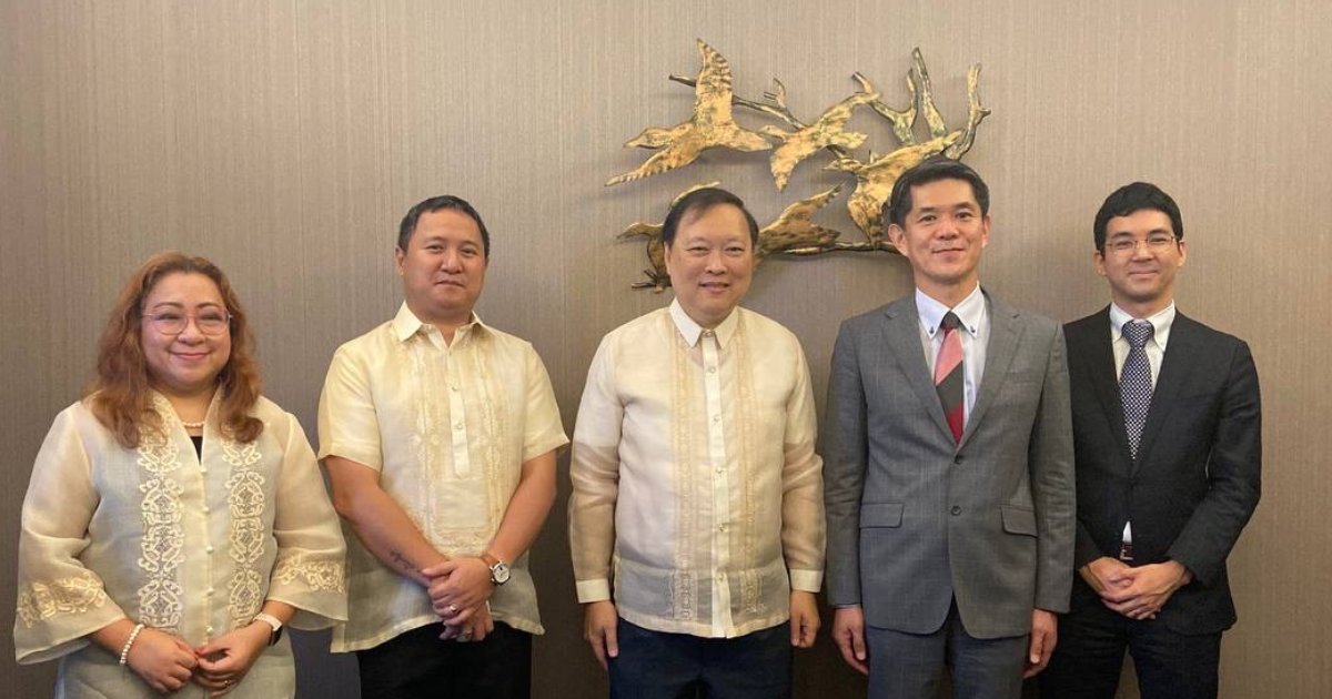 Shared a fantastic discussion with @DICTgovph Sec. Ivan John Uy on exploring the vast potential of ICT. 🇯🇵 & 🇵🇭 are moving together to boost economic ties and turbocharge our ICT partnership. Exciting times ahead we collaborate and innovate as one.