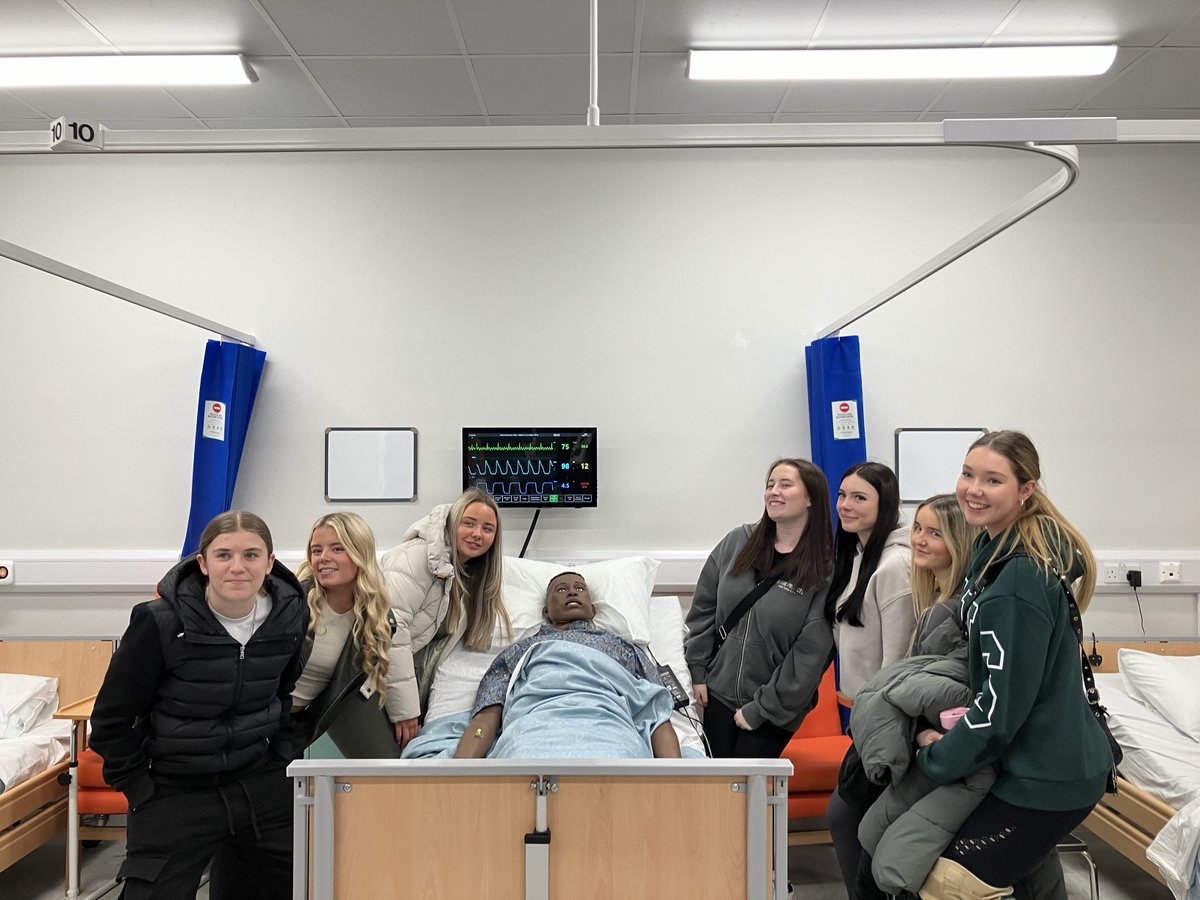 LivUniWP's tweet photo. For our #WeekInOutreach we thought we'd share some pictures from our fantastic visits this week! https://t.co/esmKCYclqq