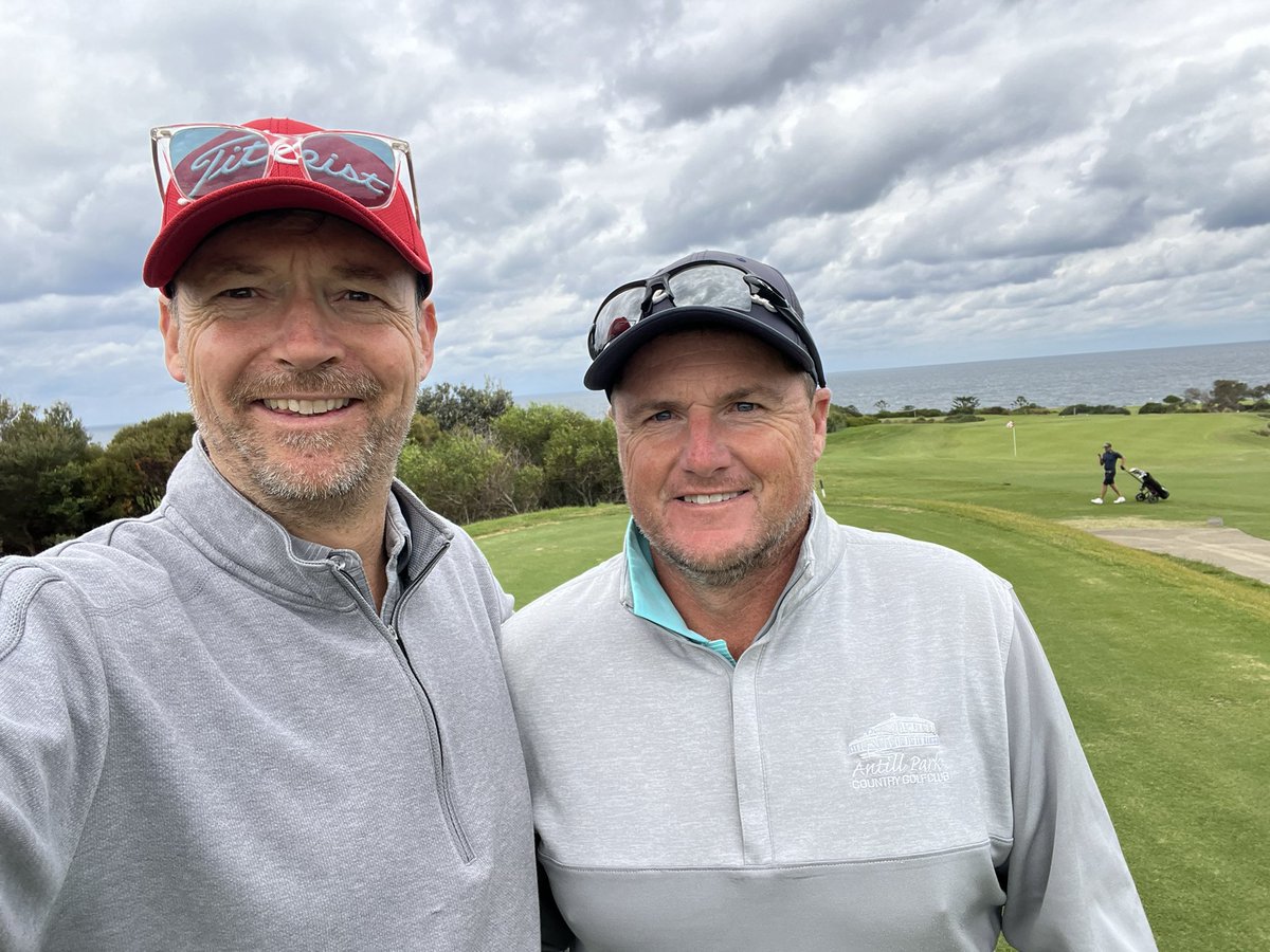 jimpreston111's tweet image. Not quite 52 points but pretty bloody close with 5 birdies @stmichaelsgolf @aussiedutchman @seandonovan01 @deekayRichmond #imbackbaby #howgoodisgolf