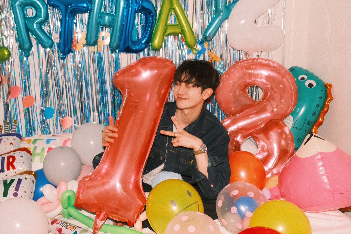 zhoumi_419's tweet photo. Happy birthday to MI🥳❤️

#Zhoumi
#周觅
#조미 https://t.co/GjgApzIC0s