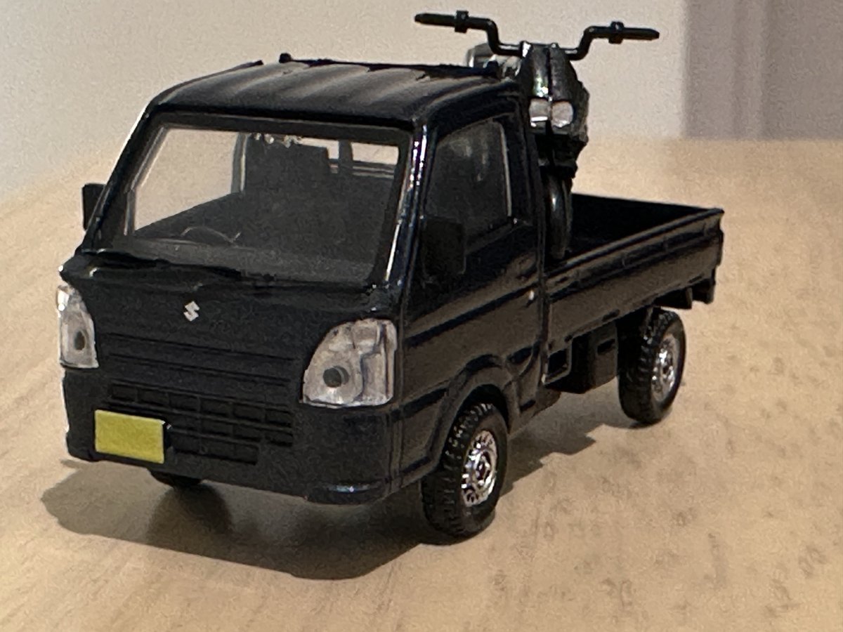 ab_an56's tweet photo. 《カタナ⚔️軽トラ🛻carry
ミニカー》が届いた♪
めっちゃ小ッ😅
雰囲気はある😃
ありがとうございました🙇
#スズキ
#カタナ
#KATNA
#鈴菌
#CARRY https://t.co/2m5wFf0rWS