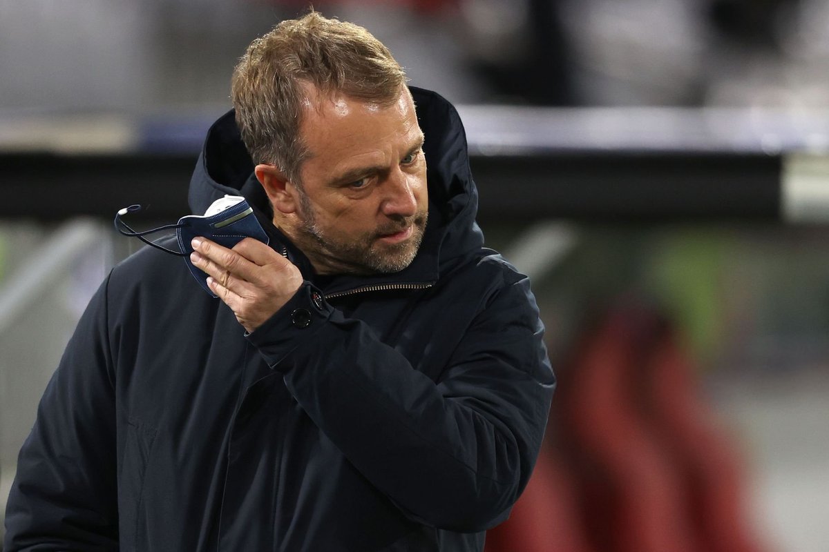 فليك تم استبعاده لانه لايعرف النادي ..

ناجليزمان ، توخيل ، ميتشيل وديزيربي تم ايضاً استبعادهم لأسباب مجهولة ..

المدرب المرشح هو ماركيز الذي يعرف التعامل مع DNA لابورتا .. 

لما قلت انه الفريق يدار بعشوائية مفرطة وبدون مشروع واضح ، البعض بيزعل ..

اقسم بالله باني فقدت الشغف في