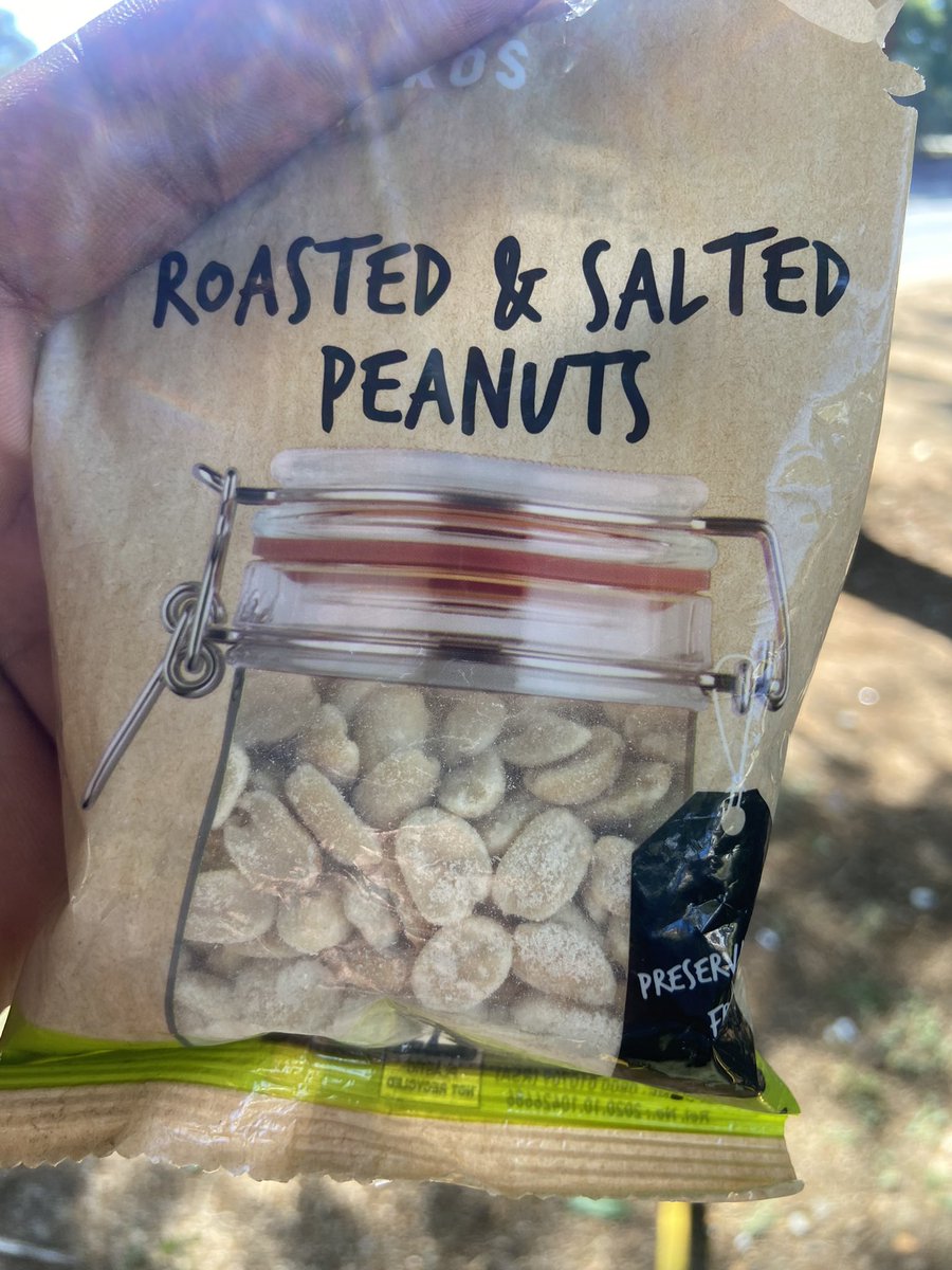 Dear <a href="/CheckersSA/">Checkers</a> 

We need to talk about this 
The amount of salt I got in this packet was too much pasela 🤮