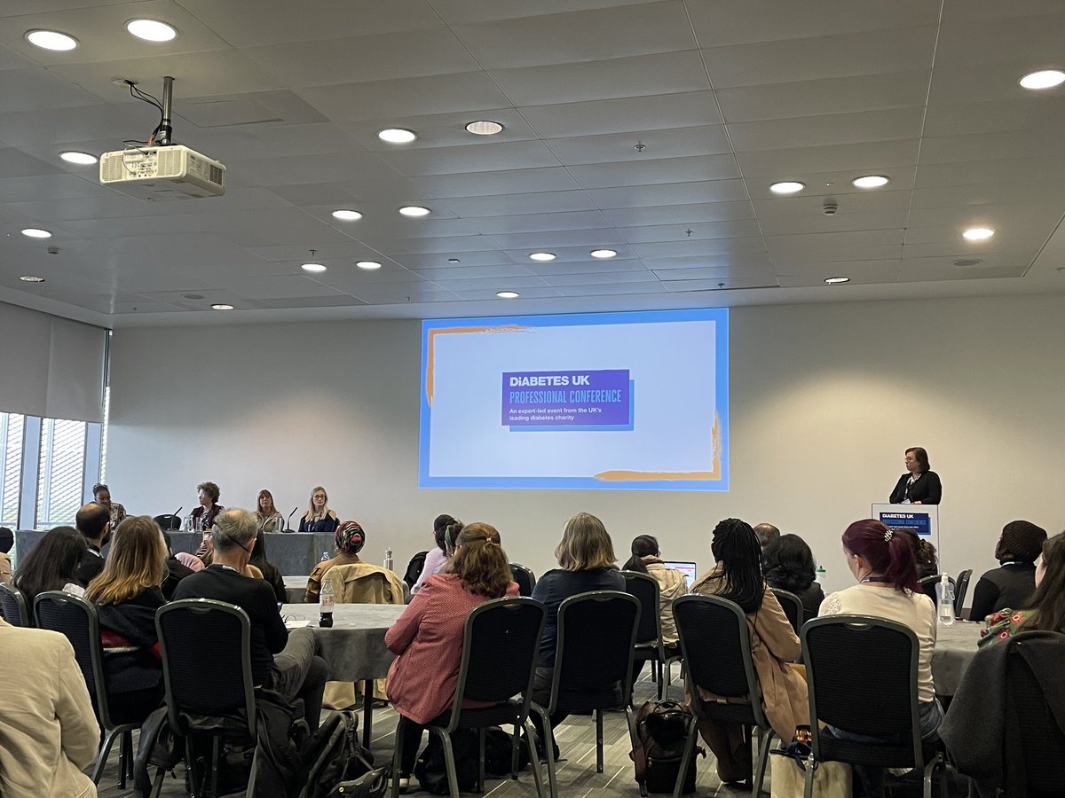 Listening to great talks on improving lived experiences &amp; outcomes in women with type 2 diabetes in pregnancy and especially around stigma presented by <a href="/MichelleHadji/">Dr M.Hadjiconstantinou</a> #DUKPC2024 <a href="/DESMOND_Tweets/">DESMOND 🗝</a> 🙌🙌