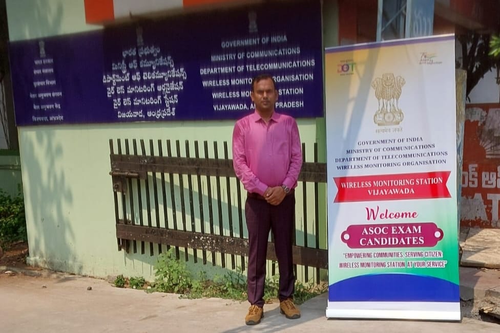 DOT_WMS_VJA's tweet photo. " Wireless Monitoring Station Vijayawada conducted the ASOC Exam.Empowering individuals to step up for disaster preparedness #ASOCEXAM #HAM_Radio_Operators_Connecting_the_Unconnected #First_line_communication_during_disaster #WPC_Reforms @DoT_India @DotWmo @WMTDC_DOT  @SRHQ_Chn96 https://t.co/aON6St7PVm