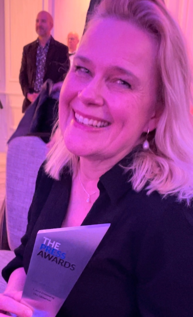 Lucky at @PressAwardsuk last night - thank you so very much! And lucky that the great @chrisriddell50 was sitting next to me taking photos! Cartoonist of the Year