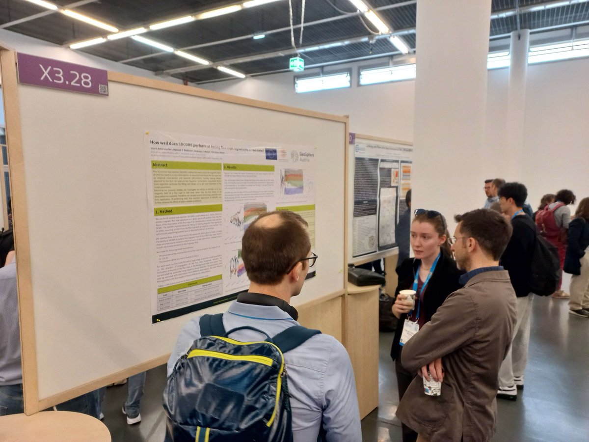 Hanah Rüdisser ⁦@hannahruedisser⁩ presenting the Ute Amerstorfer et al. ⁦@ASWOGeoSphere⁩ poster on CME flux rope prediction. #EGU24