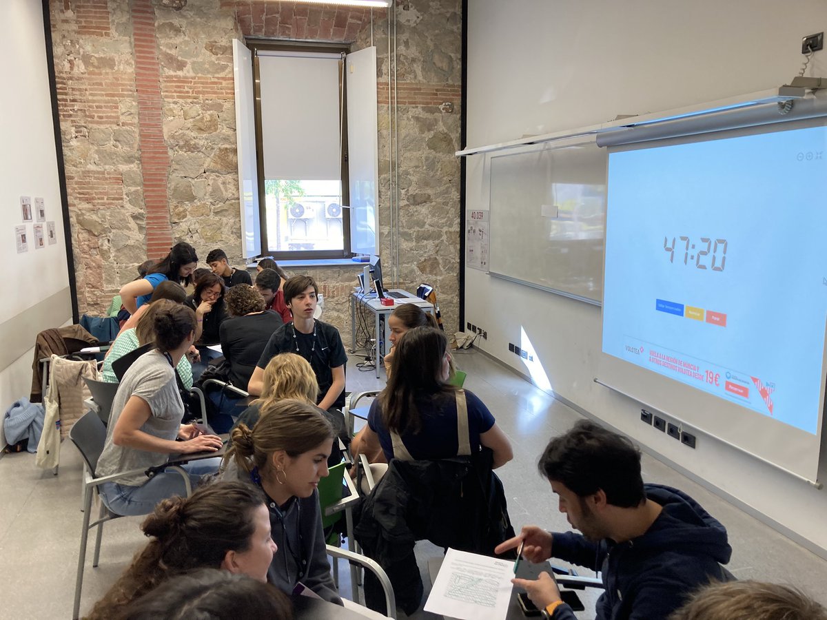 r_cuartielles's tweet photo. Contents de participar des de @learntocheck a la 9a edició de la #STEAMConference, organitzada a la @UPFBarcelona.
Una vintena de persones, entre docents i alumnes, han resolt un #escaperoom de verificació digital per fugir de la #desinformació 👏🏽
#factchecking #transferència https://t.co/7bpA74Ssl1