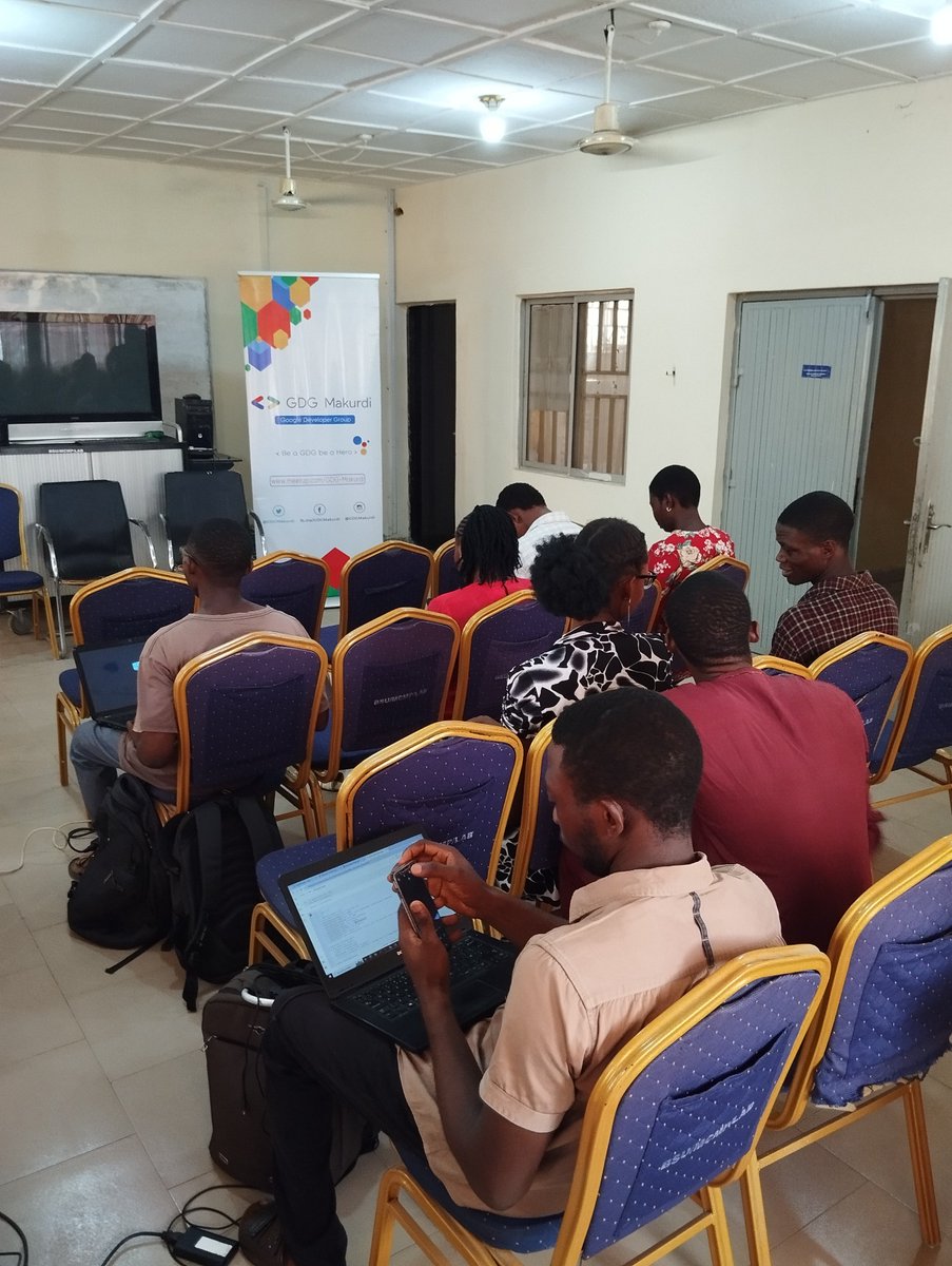 gdscbsum01's tweet photo. Good Morning. We are live here at GDSC BSUM gathering. #GDSC #ENDOFSEMESTERHANGOUT

Checking In https://t.co/J8FtAcpKQe