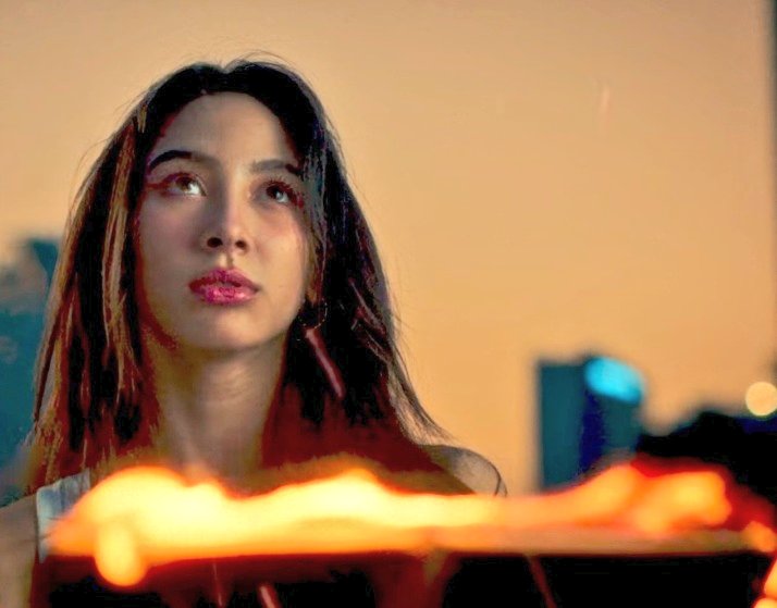 Paolyflower's tweet photo. Congratulations 💐💐💕😍🥰🥰🎉🎉
Amazing MV 😀 😍
#KiERADEBUTSTAGE https://t.co/ityeSbBE85