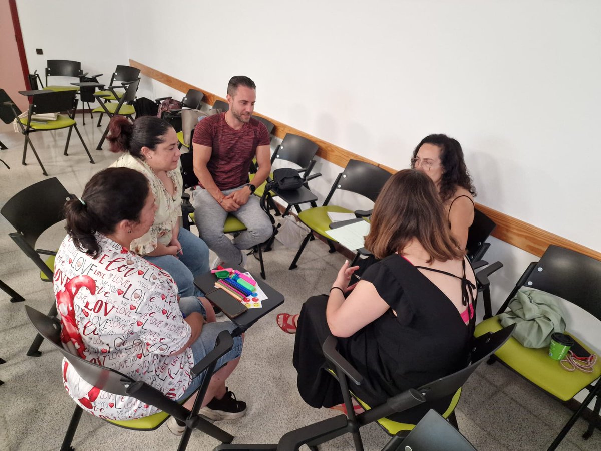 BpsoGAPGC's tweet photo. Seguimos formando #Impulsores! Cuántos profesionales de la #GAPGC comprometidos con el proyecto! @BpsoGAPGC @BpsoCanarias #BpsoImpulsores #BpsoGAPGC #BpsoPieDiabético #BpsoAsma #BpsoTabaco #BpsoLactancia https://t.co/ax3F4Ye9UU