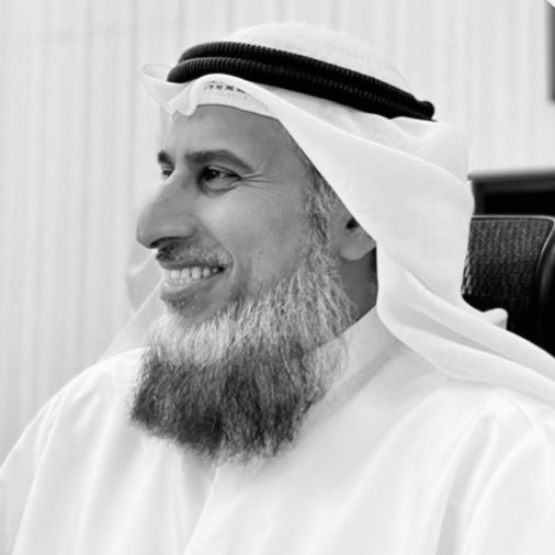 Kalalloush's tweet photo. رحمك الله يا #وليد_الغانم ألم تكتفِ بدعاء الناس وثنائهم عليك بمواقع التواصل الاجتماعي! 

حتى تأتي وتفرض نفسك على خطباء الجمعة! مع العلم خطبة واحدة لا توفّيك حقك!

هل لك سرٌّ عند الله؟ 

رحمك الله رحمة واسعة وجعلك في الفردوس الأعلى مع النبيين والصديقين والشهداء والصالحين وحسن أولئك رفيقا