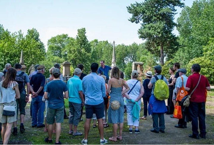 FriendsKHandWL's tweet photo. Last chance to book this early evening tour Fri 19 April at 5.30pm, meet at Rose Villa Tavern &amp; dont forget it is also the Jewellery Quarter Beer Weekend  #JQBeerWeekend Book here https://t.co/SX34oJL7fn https://t.co/kxV4IGKyNn