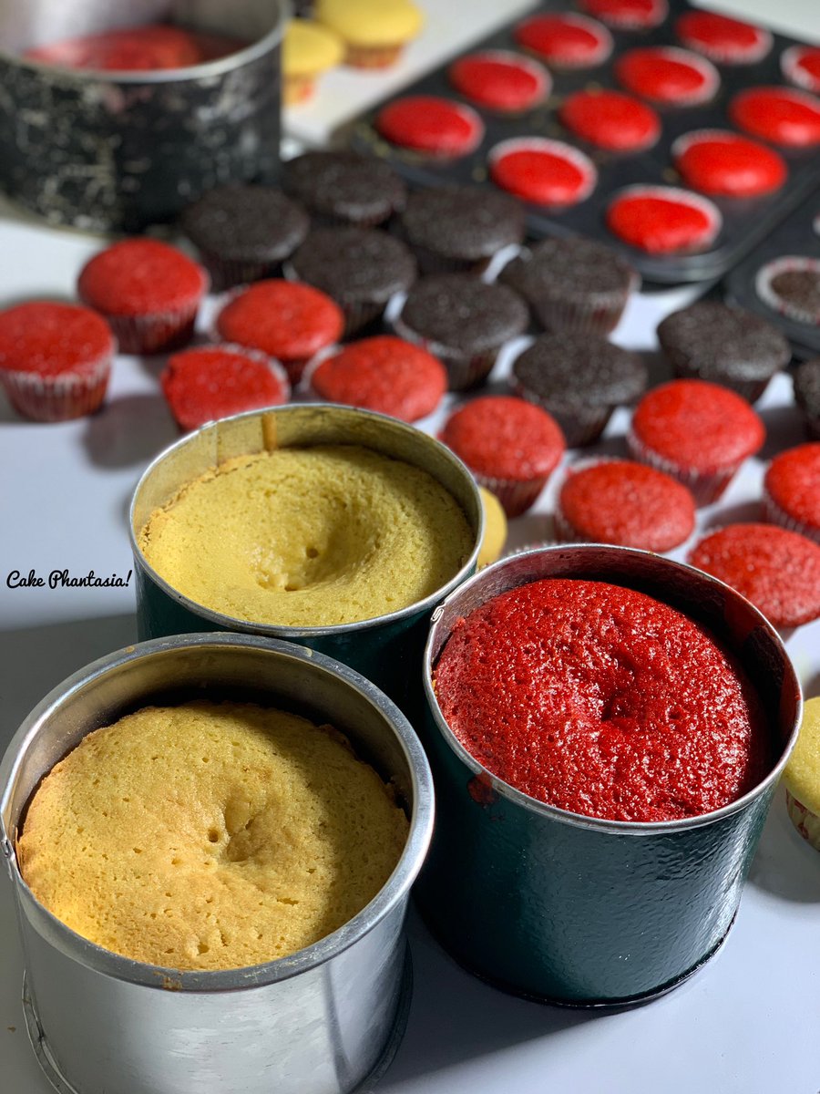 cakephantasia's tweet photo. Bringing some yummylicious cake flavors in different layers to your screen this Morning .
We’re open to receive your orders for today.
Kindly send us a DM,
Call; 09080397966, 09059135469
#CakePhantasia #cakeplug #Portharcourtbaker #AVFC #FTCUSleezeMix #TrendingHot https://t.co/Y3SEyIjPr9
