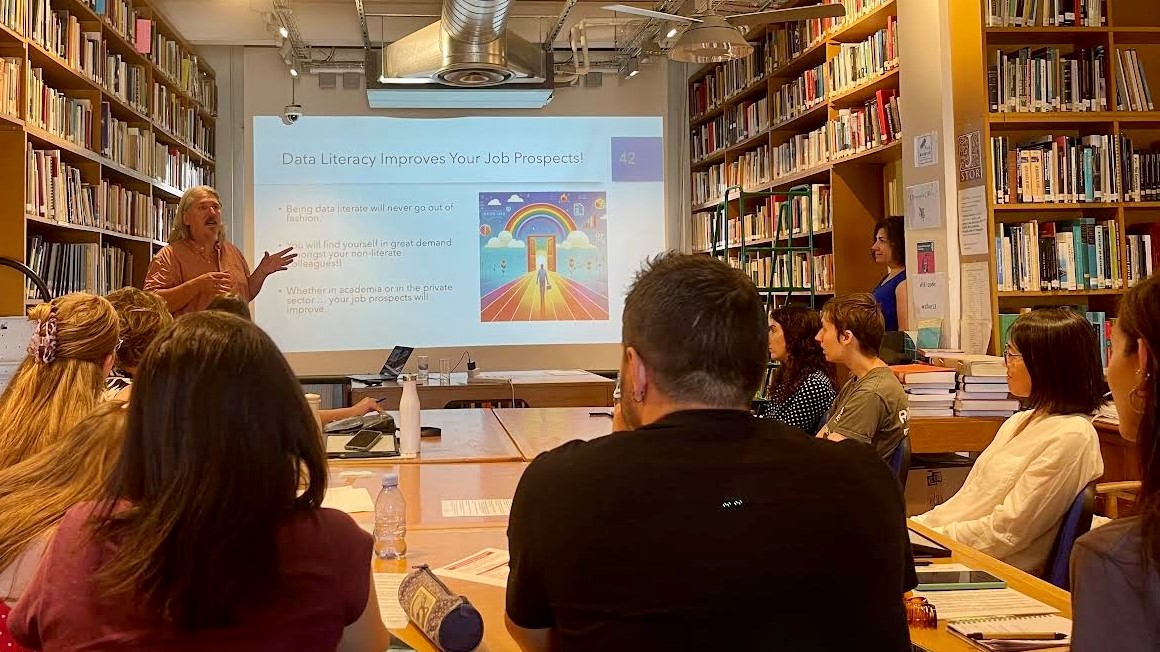 U.S. Ambassador’s @CAARI_Cyprus fellow Dr. Nathan Meyer presented on #DataLiteracy in #Archeology at the Cyprus American Archaeological Research Institute, discussing how data literacy can improve and facilitate sharing archeological research. In addition to archaeological