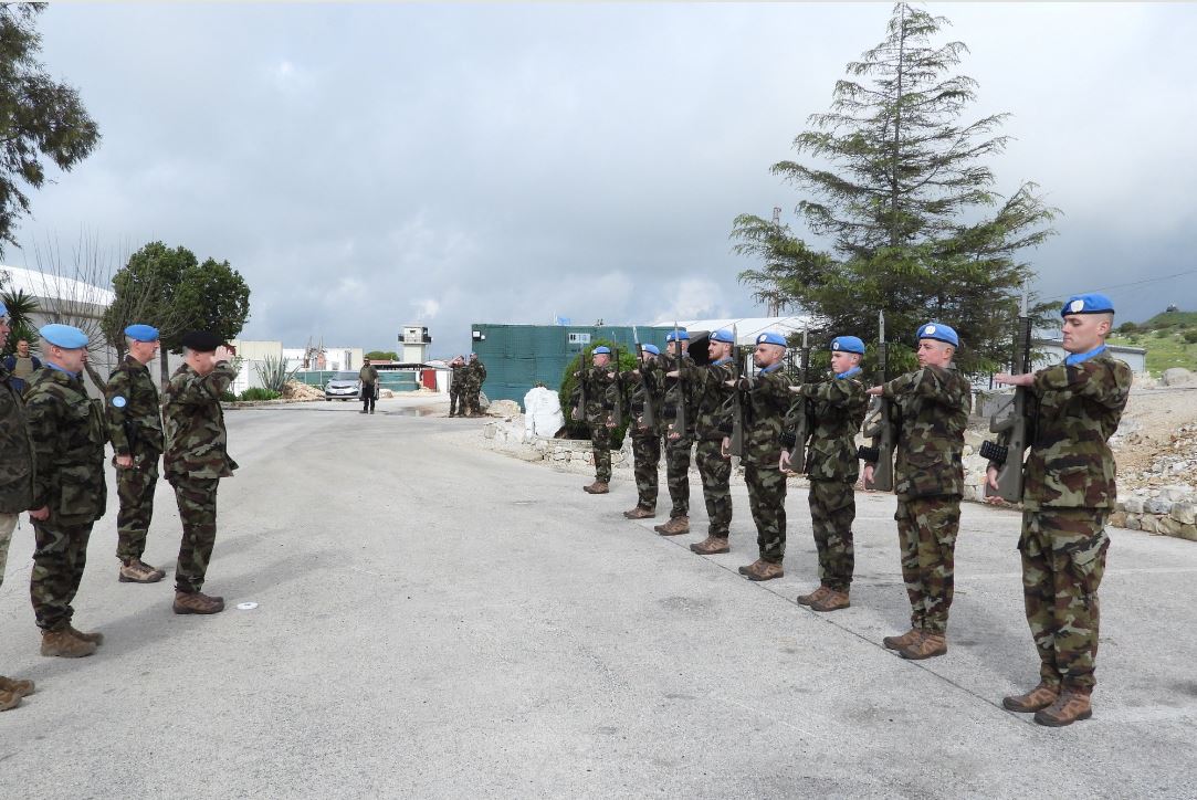 On a recent visit to UNIFIL, Maj Gen Tony McKenna, DCOS (Ops) accompanied by Col Tom McGrath, SIO UNIFIL visited Irish troops serving with the @irishpolbatt at UNP 2-45 and the two Blue Line Posts, where he met with DF personnel, received briefings and first-hand accounts of the