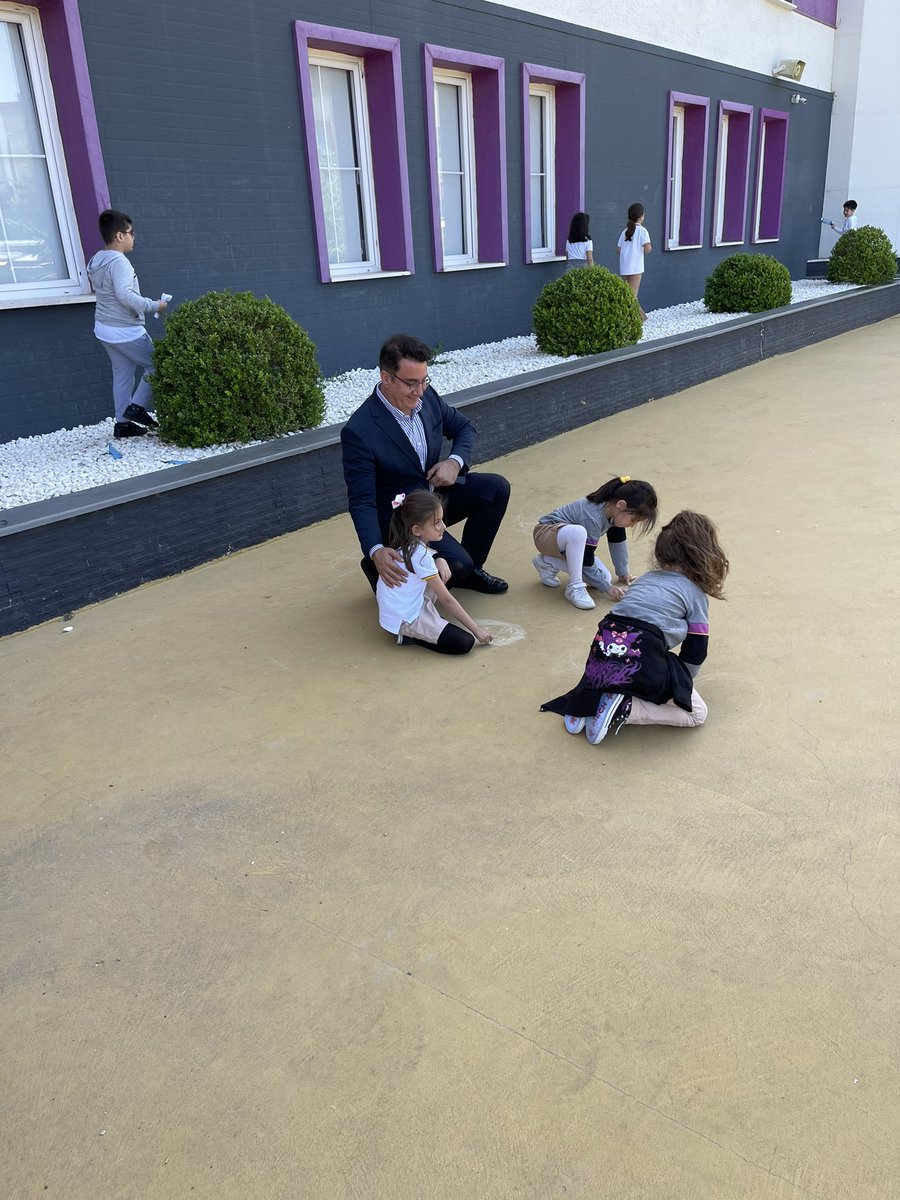 barisszgn's tweet photo. Moderatörlüğü unutup dinleyici moduna geçtiğim bir söyleşi oldu. Çok teşekkürler kıymetli Rektörüm @ProfYusufBaran Hocam. İyi ki varsınız ve iyi ki birlikteyiz 🙏🏼👍 https://t.co/W3NeEsmEM8
