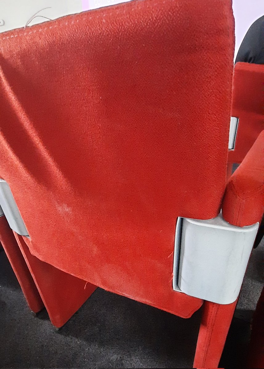 After 4 days of #MEMSummit quite a sore bottom. Am I the only whiner? (Sessions/Speakers are great!)