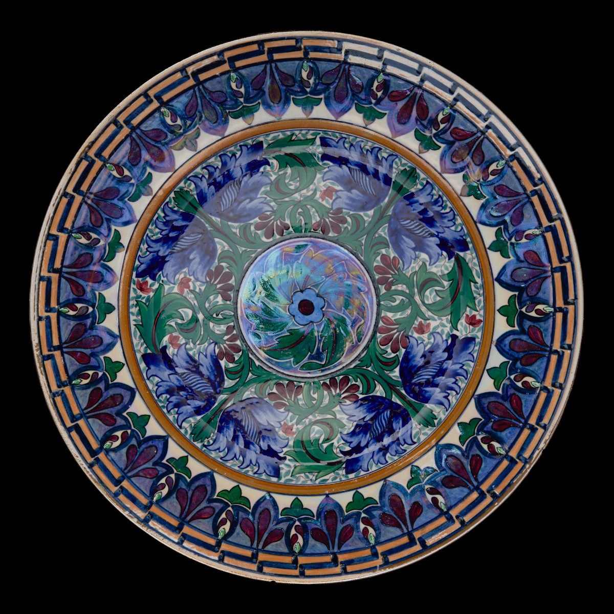 Art Nouveau is our focus for this week’s #fridayfinds post. We recently unpacked this glamorous 1930 ‘Rhodian’ pattern plate, decorated with bold underglaze enamels. The iridescent effect is produced by application of ‘Mother of Pearl’ lustre which is applied overglaze.