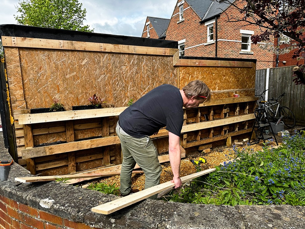 🌿 Meet David, our Facilities Coordinator, crafting bike storage at Aristotle Lane! 🚲 Residents love it, and now he's adding a vertical garden. Exciting news: we're hiring! Join us in making spaces better. Apply via rb.gy/ibaout or email claire@makespaceoxford.org.