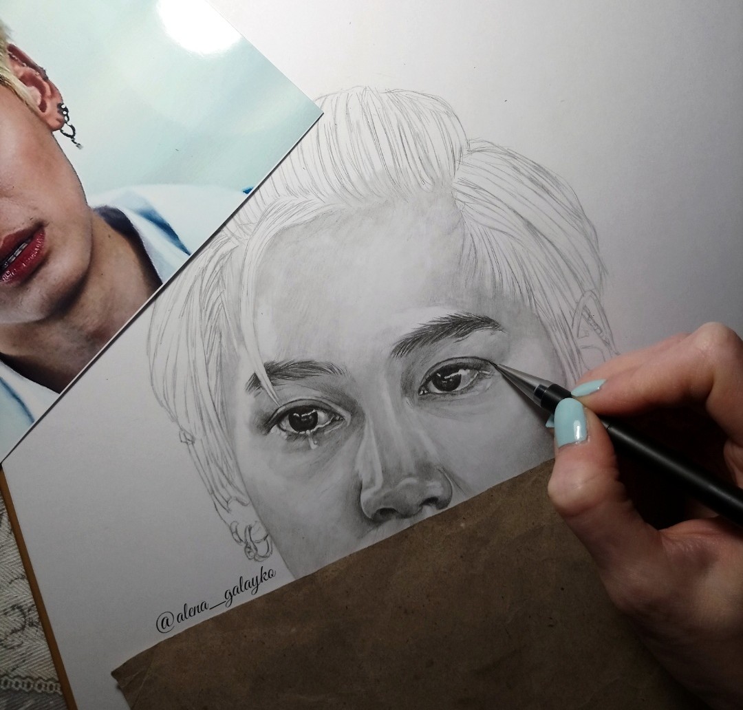 Phawin's eyes... 🥺
Artwork in process
#HiaWin #bb0un #bounnoppanut #fineart #BetweenUsTheSeries