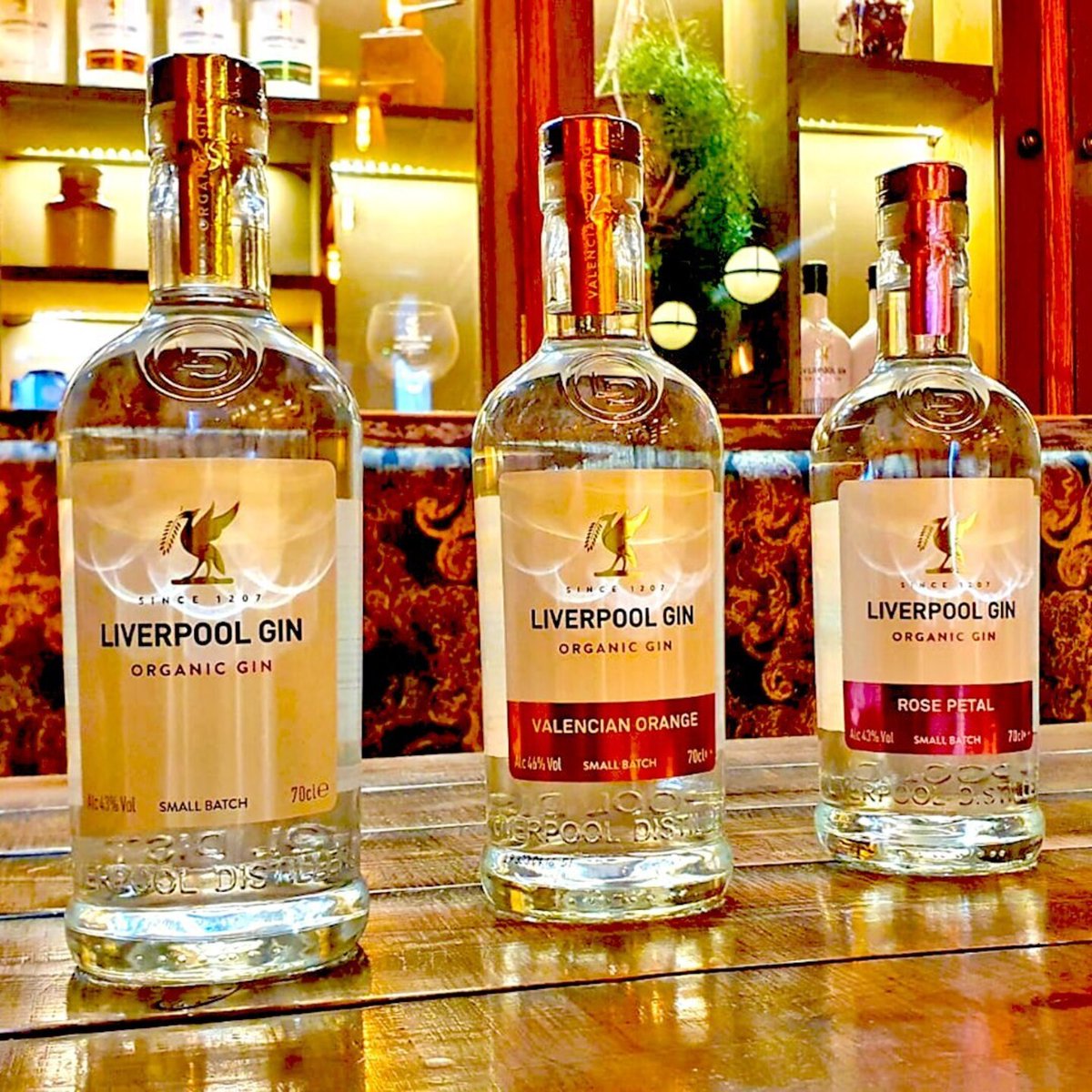 Remember the science labs from your schooldays? It’s time to go back to school for a laboratory lesson with <a href="/LPLGinDistiller/">@LiverpoolGinDistillery</a>. 🌟

Learn how to distil your very own bottle of gin using your own botanicals! #ad

confidentials.com/liverpool/offe…