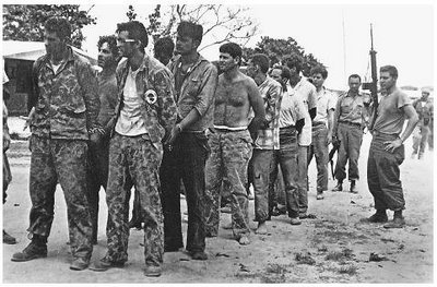 Fabio3235995202's tweet photo. 1961:El pueblo cubano vence a las tropas mercenarias en Playa Girón, lo cual se inscribe como uno de los hechos más gloriosos de la historia Patria y significa la primera gran derrota del imperialismo yanqui en América Latina.#AbrilVictorioso https://t.co/R5hTTBQCAA