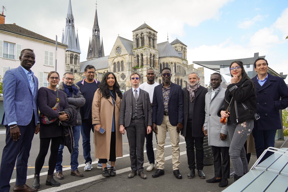 👨‍⚕️👩‍⚕️ En 2024, l'EPSM de la Marne a recruté 14 médecins psychiatres. Ces professionnels ont choisi l'établissement pour son dynamisme, son ancrage territorial, sa politique de formation et les nombreux projets. 🎉 Nous leur souhaitons la bienvenue ! #recrutement #psychiatrie #epsm