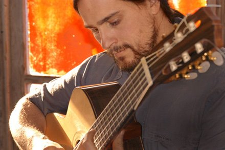 Dins el marc del Festival Paco de Lucía, oferim una conferència per aprendre, de la mà del Luthier Fernando Rubins, a construir una guitarra flamenca 💃🏻​

📆 Diumenge 21 d'abril de 12 a 14 h
🎟️​ Entrada gratuïta
​​
ℹ️​ miromallorca.com/activity/festi…