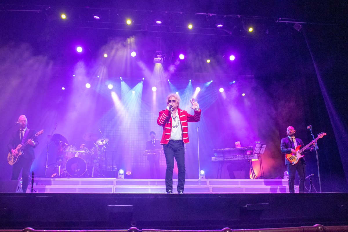 ⭐The phenomenal show, Some Guys Have All The Luck-The Rod Stewart Story is performing here on Saturday 14 September⭐  It promises an unforgettable evening of entertainment and a whole lot of fun!🎤 Book your tickets now 👇 medinatheatre.co.uk/article/some-g…