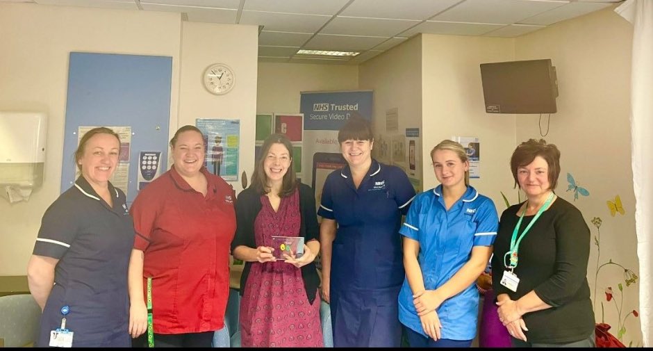 The neonatal team based at Stepping Hill Hospital recently received the top level of national accreditation for a model of care which ensures close partnerships between midwives and families. Read More 👉 onestockport.co.uk/2024/04/steppi… #onestockport