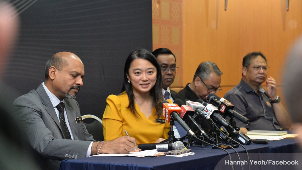 NewsBFM's tweet photo. 1. Starting 2025, fees for training or classes in esports, equestrian, swimming, motorsports, and taekwondo qualify for up to RM1,000 tax relief.

"We know parents who send their children to tournaments; they can enjoy this incentive," says KBS Minister Hannah Yeoh. https://t.co/yi4XHHcodp