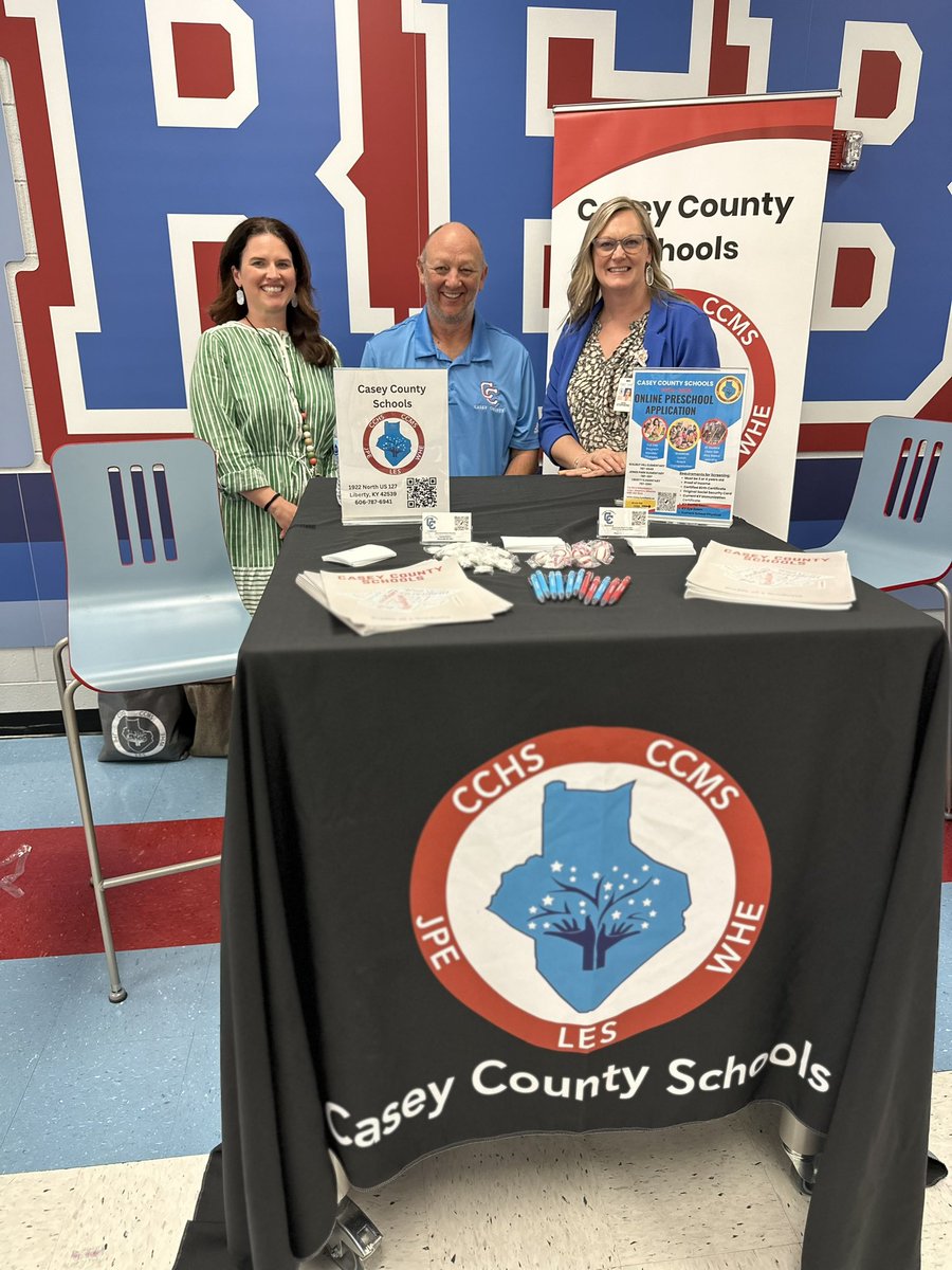 Great turnout for @CaseyCoSchools Career and College Fair hosted by GEAR UP last night. We had great representatives from our community and all over the state. We had traditional colleges, technical schools, apprenticeship programs, and tons of careers represented! #gearup