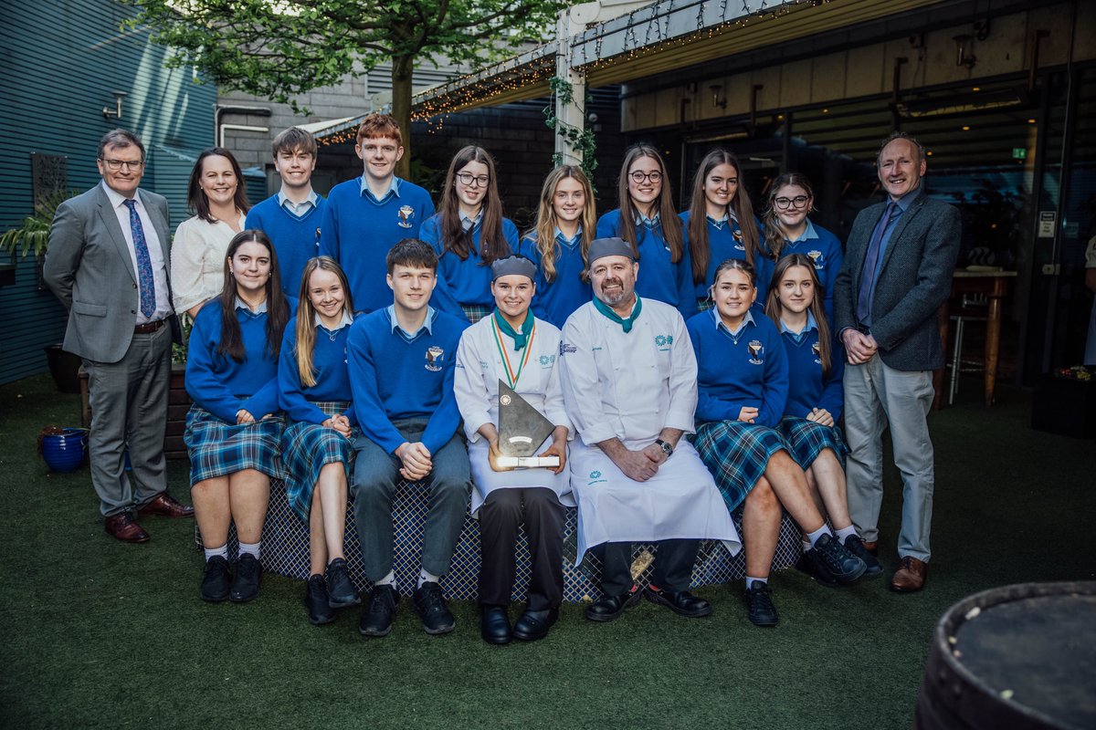 Happy Friday! Check out all the highlights from this year's Shannon Region Junior Chef of the Year competition which saw Ailey Lyons from Coláiste Íde agus Iosef, Abbeyfeale @abbeyfealecii crowned this year's winner👩‍🍳🏆🤩 Read more about the event here: bit.ly/3U45niL
