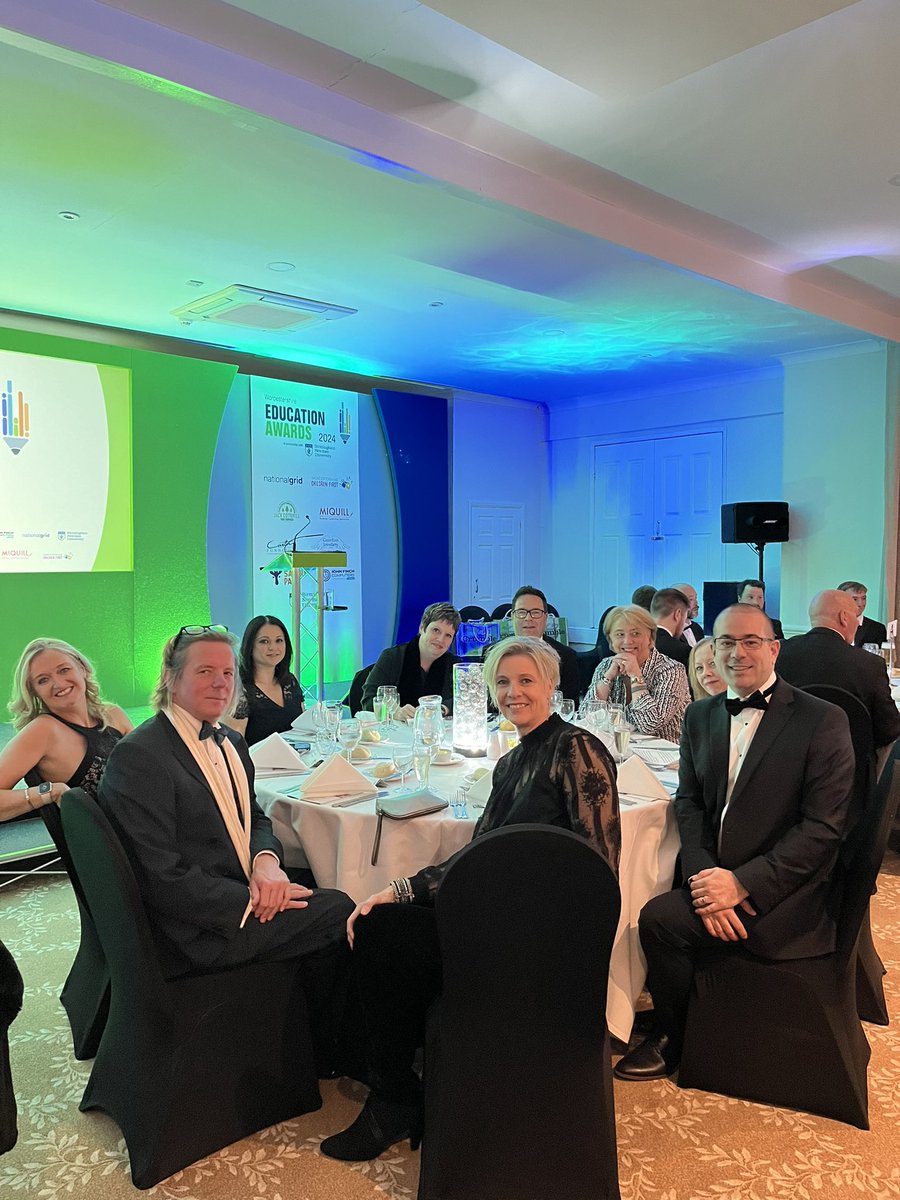 Newman_Uni's tweet photo. 🤩 | Oh what a night! We are proud to have been headline sponsors at the Worcestershire Education Awards, celebrating the achievements, passion and dedication of those who continue to make a difference in education 💙

Congratulations to all the winners and nominees 👏 #WEA2024 https://t.co/wqQlbOQ1bg
