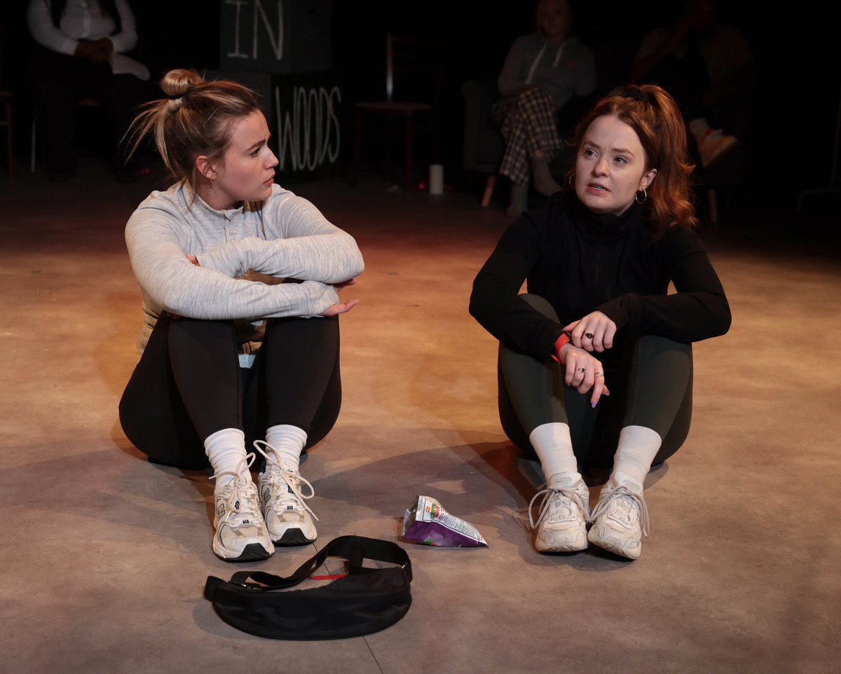 BIRDS DON'T RUN. THEY FLY by <a href="/laurennicolema/">Lauren-Nicole Mayes</a> 

Directed by <a href="/laurawoodward99/">laura💚</a> 
Starring <a href="/KateJamesUK/">Kate James</a> &amp; <a href="/ogdenlaurie/">Laurie Ogden</a> 

#Vignettes is running until Wednesday 24th <a href="/hopemilltheatre/">Hope Mill Theatre</a> and selling out fast! 🎫⬇️

hopemilltheatre.co.uk/event/vignette…

Photographer: Shay Rowan <a href="/shayster57/">shay rowan</a>