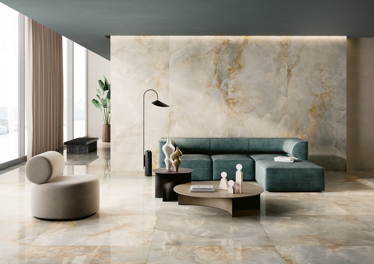 Breadth and lightness amplify and highlight the Onice Effect in cloudy grey. Thanks to technology able to transform and exalt veining, colors and textures, this tile creates a perfect visual continuity between walls and floors. 
#InteriorInspo #LuxuryDesign #LuxuryBathroom