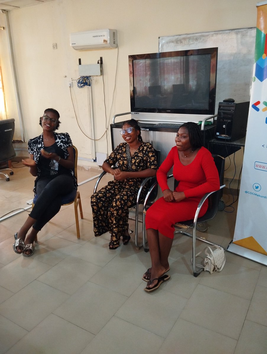 gdscbsum01's tweet photo. Meet our speaker @UkangeRejoice and @Ehi__Okoh
@GDGMarkurdi @osca_makurdi #GDSC https://t.co/7hLqTW7wTF