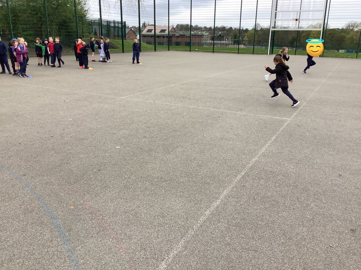 We worked really hard to practise our F.A.S.T running techniques in running in our athletics lesson. #ThattoPrim_2LB #ThattoPrim_PE