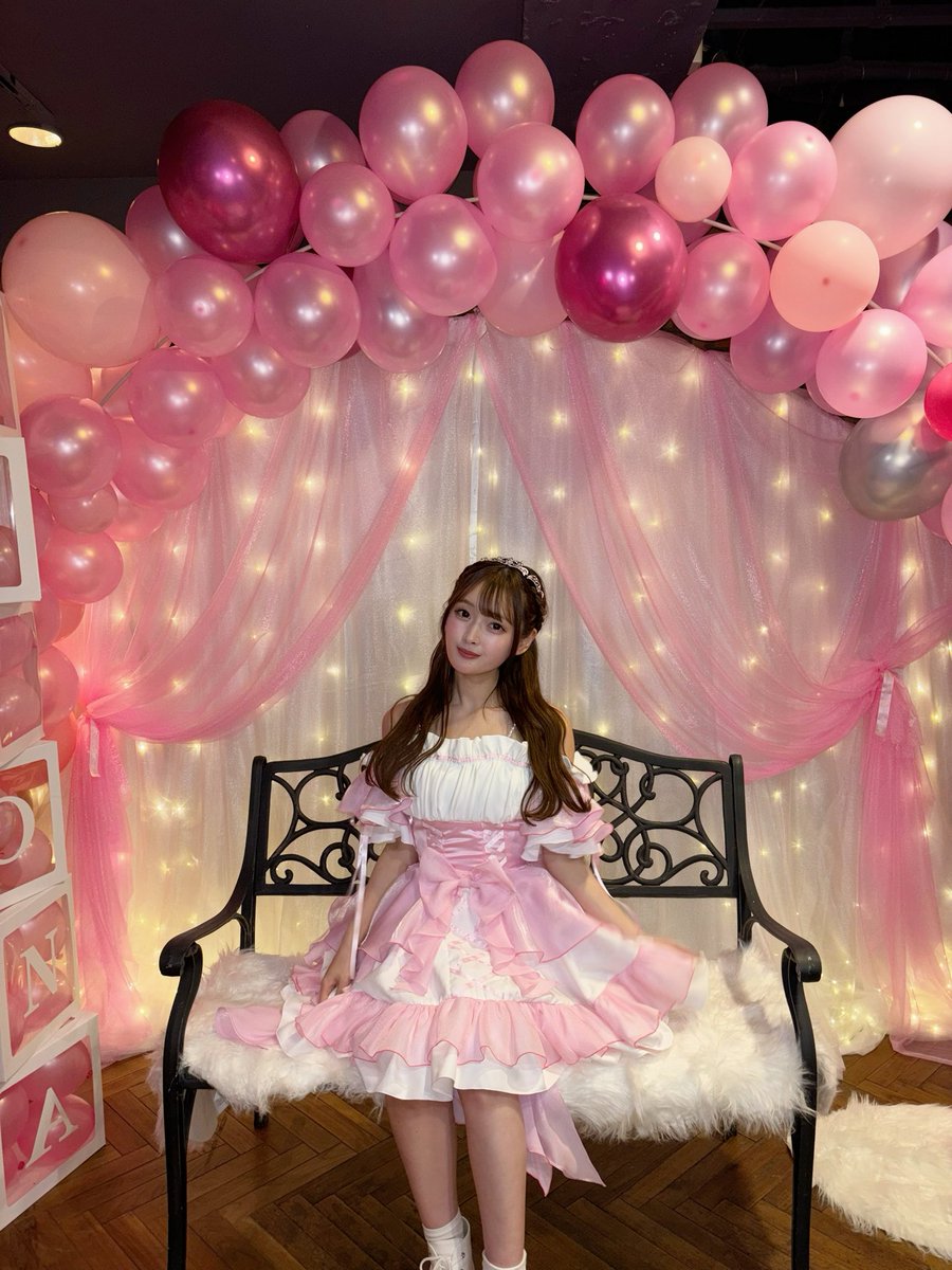 momonaaa_428's tweet photo. 生誕祭ありがとうございました🎀
本当に幸せものです。
みんなだいすきーー！！ https://t.co/gisXfxMpjn