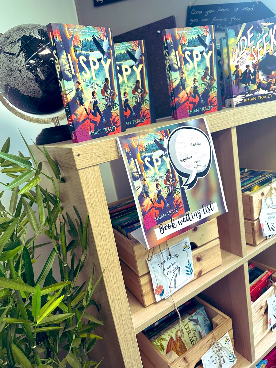 nicolecreamer_'s tweet photo. New books for our class library after our virtual author event last week ππ @read_holmfirth @RhianTracey #MFPSREAD https://t.co/S4UXUG0H73