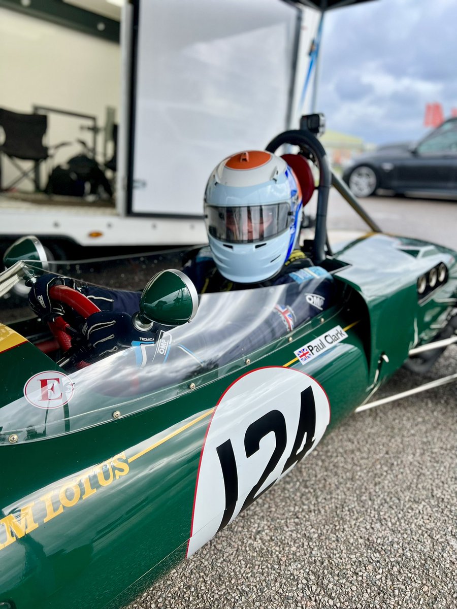 iLounge Racing tweet media