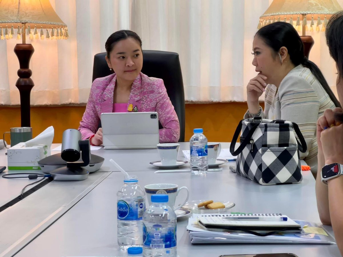 p_thianthong's tweet photo. #รมวปุ๋ง ประชุมหารือแนวทางการกระตุ้นการท่องเที่ยวของแต่ละภาค
#Bigevent #bigimpact #WorldClassEvent Coming soon!!! https://t.co/v8mpAWMLu0