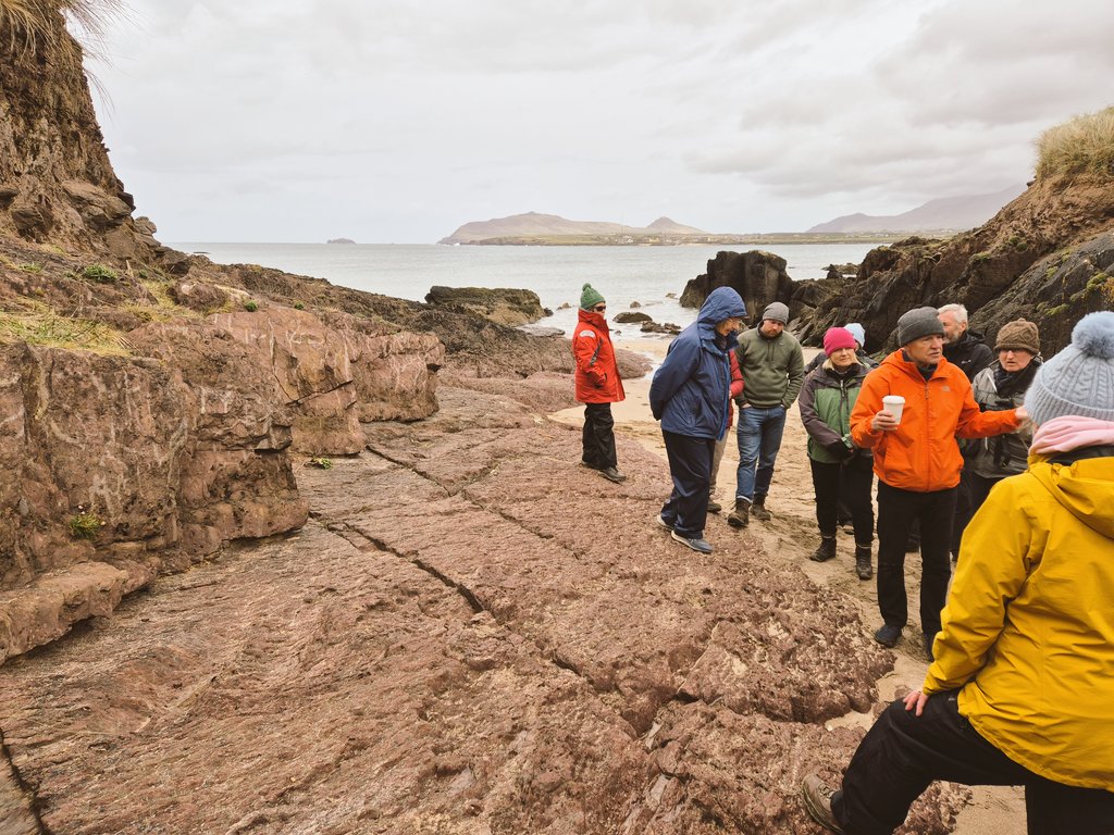 Valentia Slate tweet media