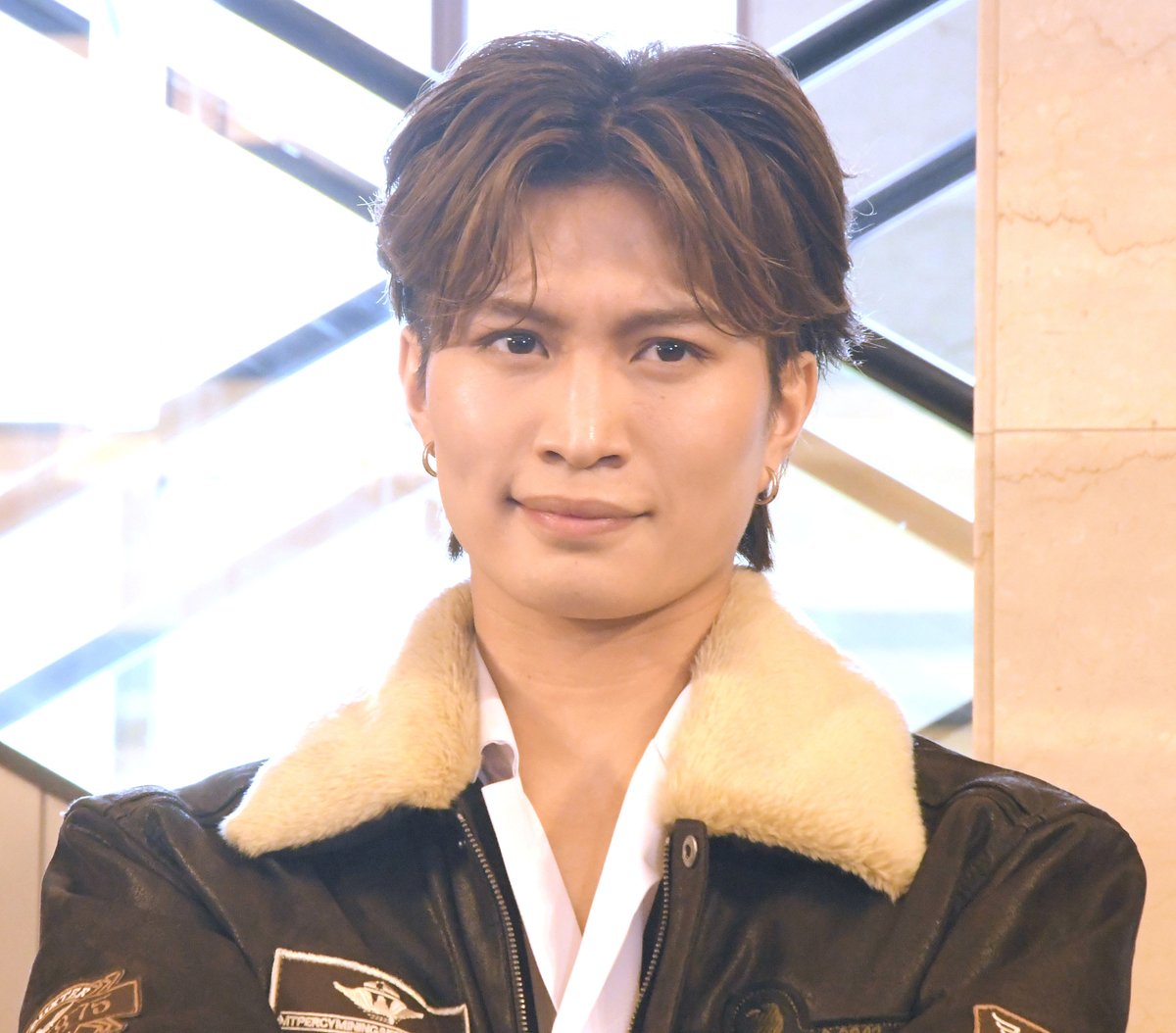 oricon's tweet photo. 美 少年・岩﨑大昇＆那須雄登＆金指一世
舞台『トンカツロック』初日開幕🎊

トニセン初演舞台が20年ぶり復活
井ノ原快彦から温かいエール📢
https://t.co/XefECcsgTt

金指、ボクシング技術「見せる時が来た｣🥊
岩﨑＆那須「RIZINの会見じゃないよね？��
https://t.co/7aKQTkIAnQ

#トンカツロック https://t.co/4aWajU0TZc